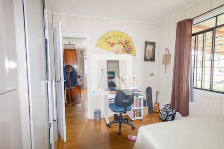 Quarto 1 de casa para alugar com 3 quartos, 80m² em Lindóia, Curitiba