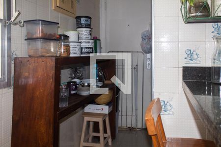 Apartamento para alugar com 106m², 3 quartos e sem vagaCozinha