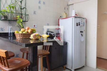 Apartamento para alugar com 106m², 3 quartos e sem vagaCozinha