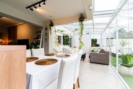 Apartamento à venda com 154m², 2 quartos e 1 vagaVaranda