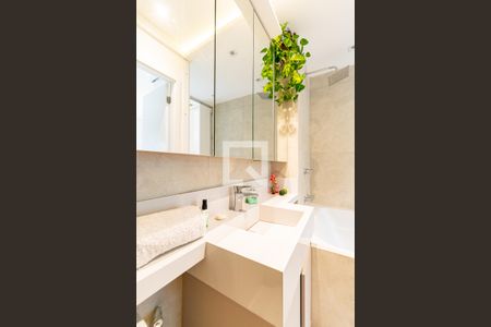 Apartamento à venda com 154m², 2 quartos e 1 vagaBanheiro da Suíte 1