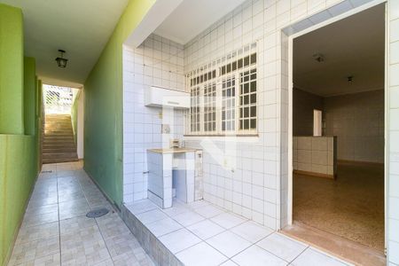 Casa à venda com 120m², 3 quartos e 1 vagaÁrea de serviço
