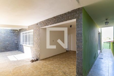 Casa à venda com 120m², 3 quartos e 1 vagaFachada interna