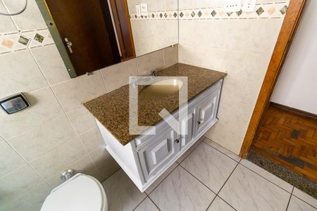 Casa à venda com 120m², 3 quartos e 1 vagaBanheiro