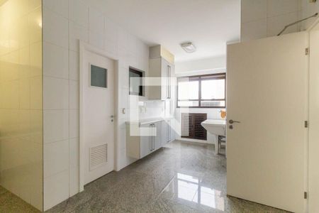 Apartamento à venda com 374m², 4 quartos e 6 vagasLavanderia 