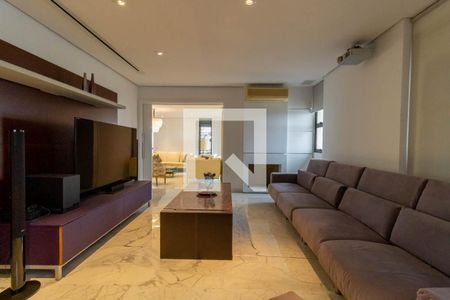 Apartamento à venda com 374m², 4 quartos e 6 vagasSala de TV
