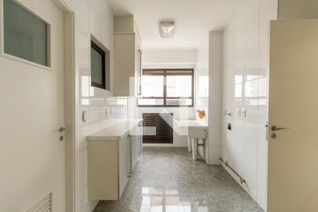 Apartamento à venda com 374m², 4 quartos e 6 vagasLavanderia 