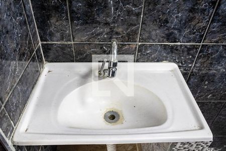 Casa para alugar com 90m², 3 quartos e 1 vaga Casa para alugar com 90m², 3 quartos e 1 vagaBanheiro