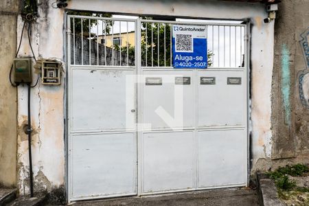 Casa para alugar com 90m², 3 quartos e 1 vaga Casa para alugar com 90m², 3 quartos e 1 vagaFachada