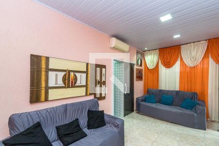 Sala de casa à venda com 3 quartos, 156m² em Parada de Lucas, Rio de Janeiro