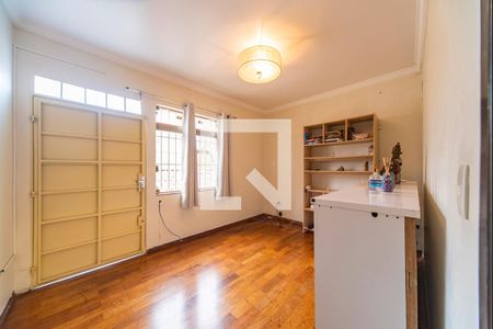 Casa para alugar com 70m², 2 quartos e sem vaga Casa para alugar com 70m², 2 quartos e sem vagaSala