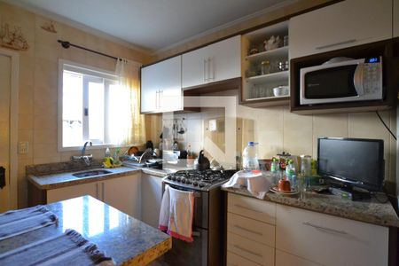 Casa à venda com 287m², 4 quartos e 2 vagasCozinha