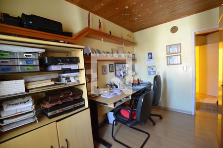 Casa à venda com 287m², 4 quartos e 2 vagasQuarto 2