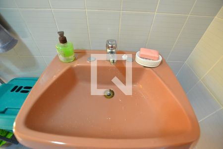 Casa à venda com 287m², 4 quartos e 2 vagasBanheiro