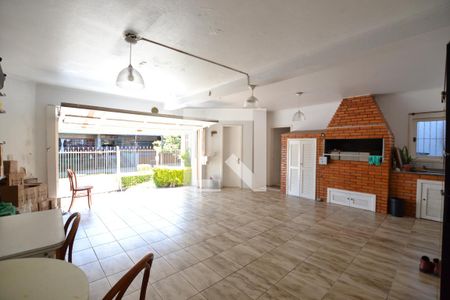 Casa à venda com 287m², 4 quartos e 2 vagasGaragem