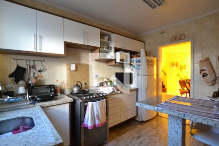 Casa à venda com 287m², 4 quartos e 2 vagasCozinha