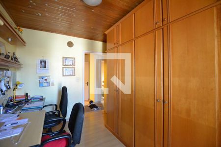 Casa à venda com 287m², 4 quartos e 2 vagasQuarto 2