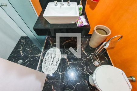 Apartamento à venda com 137m², 4 quartos e 3 vagas Apartamento à venda com 137m², 4 quartos e 3 vagasBanheiro Social