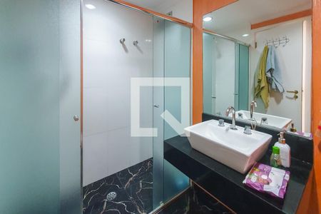 Apartamento à venda com 137m², 4 quartos e 3 vagas Apartamento à venda com 137m², 4 quartos e 3 vagasBanheiro Social