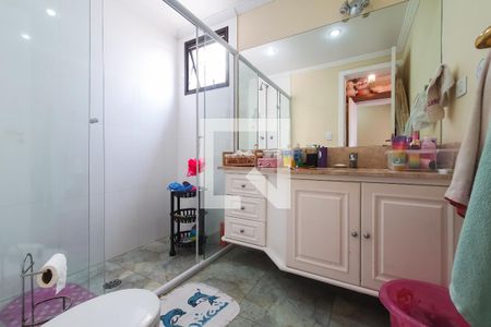 Apartamento à venda com 137m², 4 quartos e 3 vagas Apartamento à venda com 137m², 4 quartos e 3 vagasQuarto 3 - suite