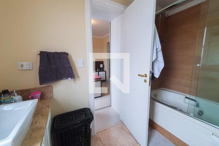 Apartamento à venda com 137m², 4 quartos e 3 vagas Apartamento à venda com 137m², 4 quartos e 3 vagasQuarto 4 - suite