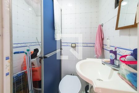 Apartamento à venda com 137m², 4 quartos e 3 vagas Apartamento à venda com 137m², 4 quartos e 3 vagasBanheiro de Serviço
