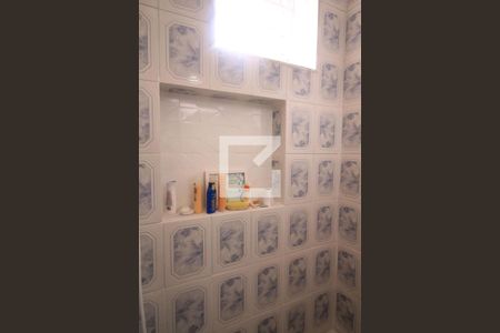 Casa à venda com 340m², 2 quartos e 2 vagasBanheiro 1