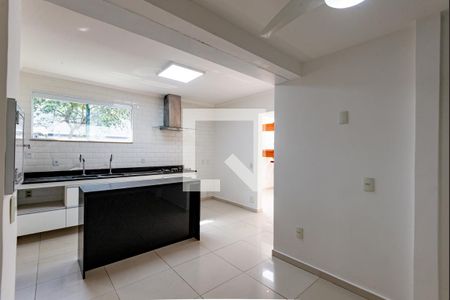 Casa de condomínio à venda com 155m², 3 quartos e 2 vagas Casa de condomínio à venda com 155m², 3 quartos e 2 vagasCozinha