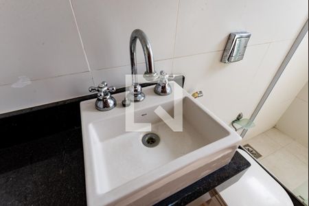 Casa de condomínio à venda com 155m², 3 quartos e 2 vagas Casa de condomínio à venda com 155m², 3 quartos e 2 vagasBanheiro da Suíte 2