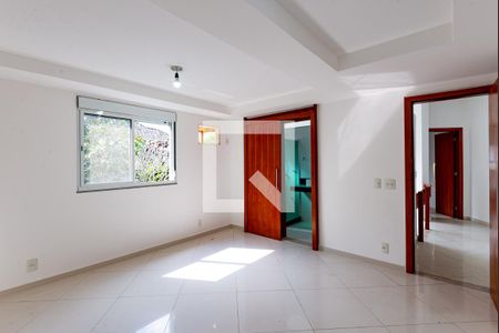 Casa de condomínio à venda com 155m², 3 quartos e 2 vagas Casa de condomínio à venda com 155m², 3 quartos e 2 vagasQuarto 1 - Suite