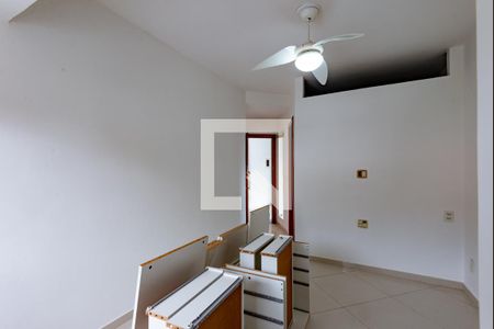 Casa de condomínio à venda com 155m², 3 quartos e 2 vagas Casa de condomínio à venda com 155m², 3 quartos e 2 vagasQuarto 2 - Suíte