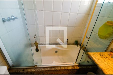 Apartamento à venda com 74m², 2 quartos e 2 vagasBanheira suíte