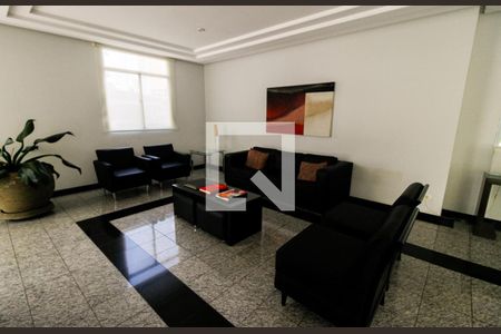 Apartamento à venda com 74m², 2 quartos e 2 vagasHall de entrada