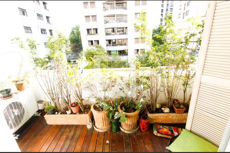 Varanda da Sala de apartamento à venda com 2 quartos, 74m² em Real Parque, São Paulo