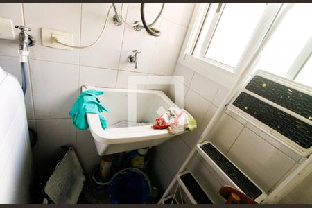 Apartamento à venda com 74m², 2 quartos e 2 vagasÁrea de Serviço