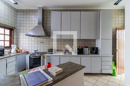 Casa à venda com 460m², 3 quartos e 6 vagas Casa à venda com 460m², 3 quartos e 6 vagasCozinha