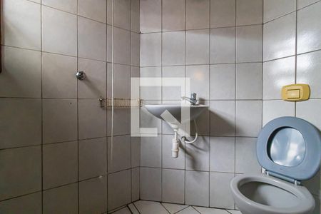 Casa à venda com 460m², 3 quartos e 6 vagas Casa à venda com 460m², 3 quartos e 6 vagasBanheiro de Serviço