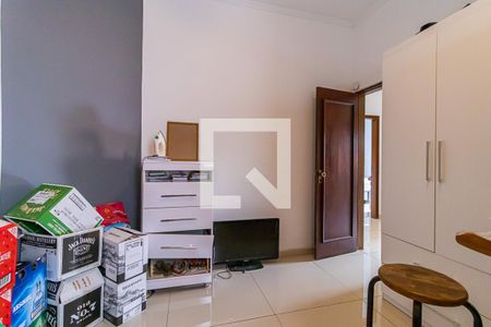 Casa à venda com 460m², 3 quartos e 6 vagas Casa à venda com 460m², 3 quartos e 6 vagasQuarto 2