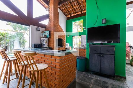 Casa à venda com 460m², 3 quartos e 6 vagas Casa à venda com 460m², 3 quartos e 6 vagasSalão de Festas com Churrasqueira