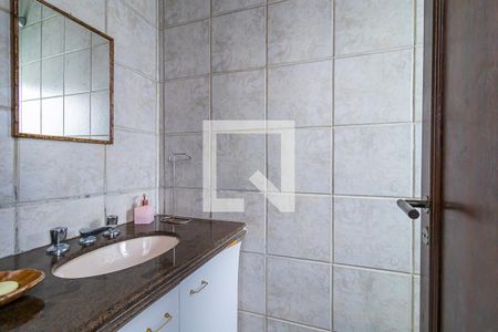 Casa à venda com 460m², 3 quartos e 6 vagas Casa à venda com 460m², 3 quartos e 6 vagasBanheiro do Salão de Festas