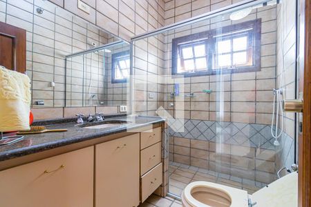 Casa à venda com 460m², 3 quartos e 6 vagas Casa à venda com 460m², 3 quartos e 6 vagasBanheiro