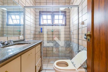 Casa à venda com 460m², 3 quartos e 6 vagas Casa à venda com 460m², 3 quartos e 6 vagasBanheiro