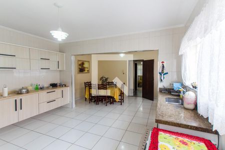 Casa à venda com 180m², 3 quartos e 3 vagasCozinha