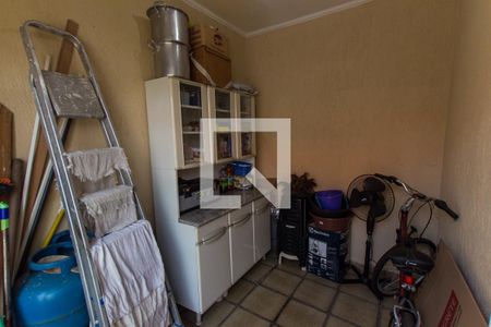 Casa à venda com 180m², 3 quartos e 3 vagasQuarto de Serviço