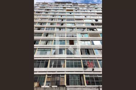 Studio à venda com 49m², 1 quarto e sem vaga Studio à venda com 49m², 1 quarto e sem vagaFachada