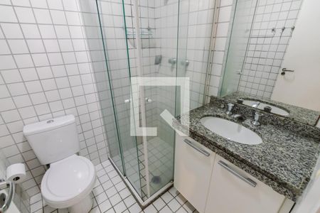 Banheiro de kitnet/studio para alugar com 1 quarto, 32m² em Perdizes, São Paulo