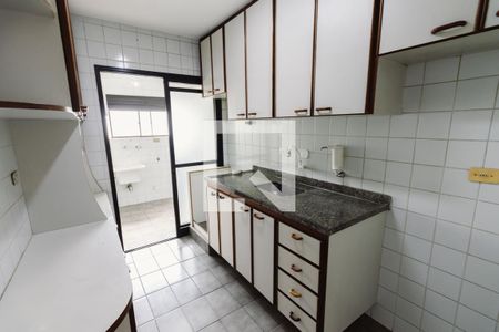 Apartamento à venda com 88m², 3 quartos e 2 vagasCozinha