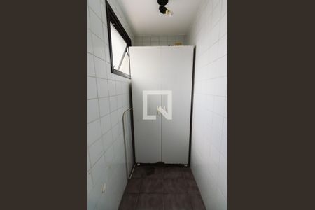 Apartamento à venda com 88m², 3 quartos e 2 vagasBanheiro de Serviço