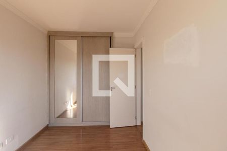 Quarto 2 de apartamento à venda com 2 quartos, 47m² em Cidade Industrial, Curitiba