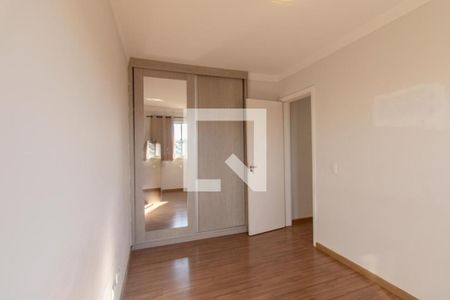 Quarto 2 de apartamento à venda com 2 quartos, 47m² em Cidade Industrial, Curitiba